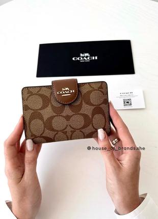 Coach medium corner zip wallet жіночий брендовий шкіряний гаманець кошельок шкіра коуч коач на подарунок дівчині на подарунок дружині