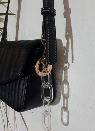 Стильная маленькая сумочка от missguided/сумочка с цепочками из пластмассы.клатч.3 фото