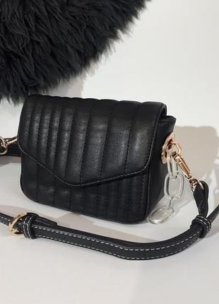 Стильная маленькая сумочка от missguided/сумочка с цепочками из пластмассы.клатч.