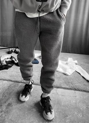 Зимові спортивні штани чоловічі2 фото