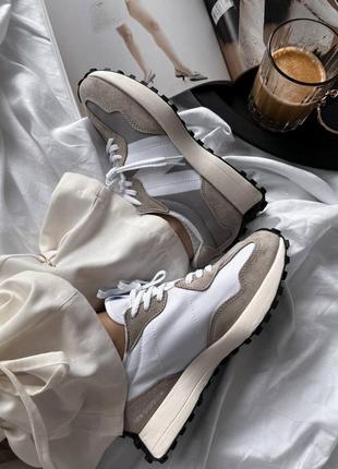 Жіночі кросівки new balance 327 люкс якість