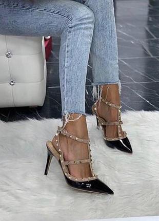 Туфлі під valentino