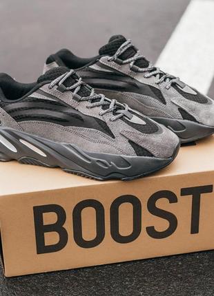 Adidas yeezy boost 700 v2 black