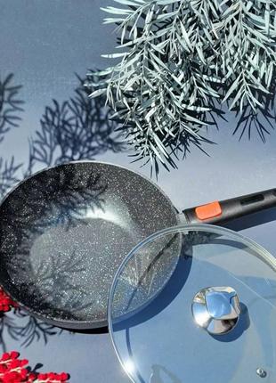 Сковорода wok с мраморным антипригарным покрытием 2.4л 28см edenberg eb-14112 сковорода вок со съемной ручкой3 фото