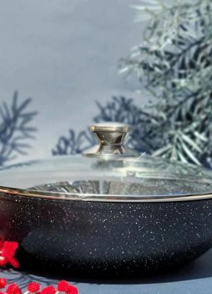 Сковорода wok с мраморным антипригарным покрытием 2.4л 28см edenberg eb-14112 сковорода вок со съемной ручкой4 фото