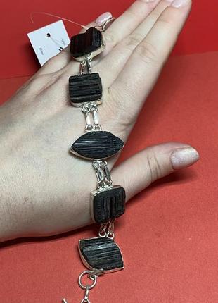 Натуральний необроблений чорний турмалін браслет з містичного шерлу натуральний шерл в сріблі . індія.3 фото