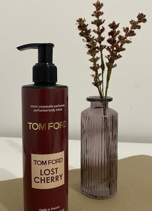 Парфумований лосьйон для тіла tom ford lost cherry1 фото