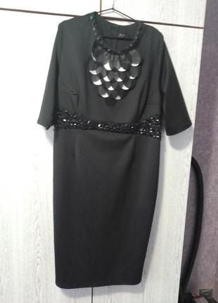 Чёрное красивое платье на 54 размер