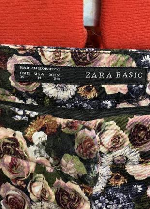 Стильные брюки от zara с цветочным принтом6 фото