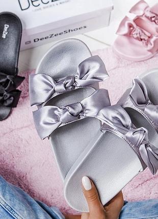 Шльопанці новинка