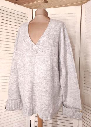 Сірий джемпер