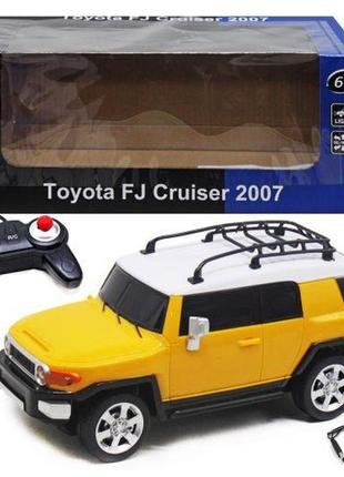 Машинка на радиоуправлении "toyota fj cruiser 2007" (желтая)