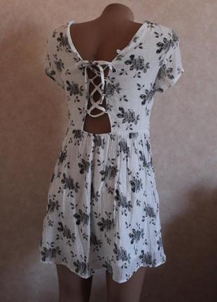 Легкое воздушное платье , белое в цветочный принт xs2 фото