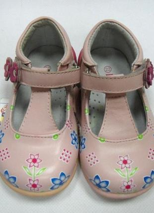 Детские кожаные туфли для девочки тм b&g, размер 22(14.0см) розовые.