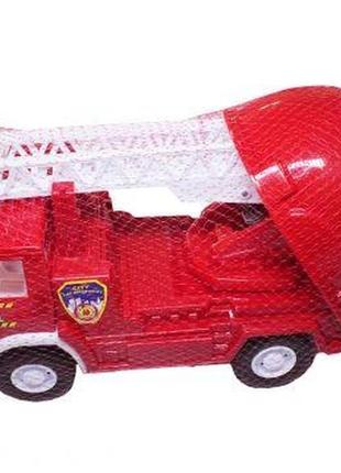 Вантажівка "камаз х2", "пожежник" із каскою