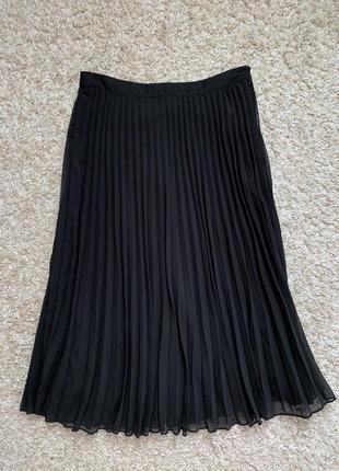 Черная плиссированная юбка миди длина 10 размер