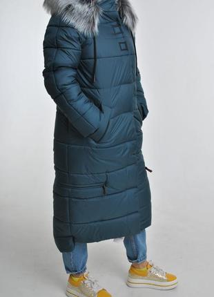 Длинное зимнее пальто пуховик