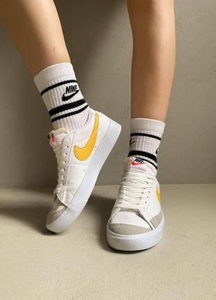 Женские кроссовки nike blazer low6 фото