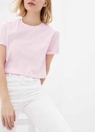Нежно-розовый кроп-топ короткая футболка1 фото