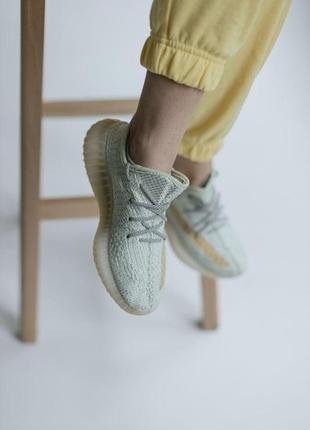 Женские кроссовки 
adidas yeezy boost 3509 фото