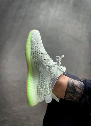 Женские кроссовки adidas yeezy boost 35010 фото