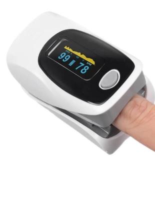 Пульсоксиметр на палець для зміни пульсу та сатурації крові pulse oximeter c101a3 (mas40388)