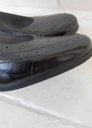 Туфли черный лак классика, италия.4 фото