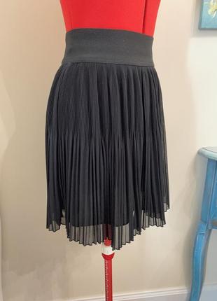 Короткая плиссированная юбка zara2 фото