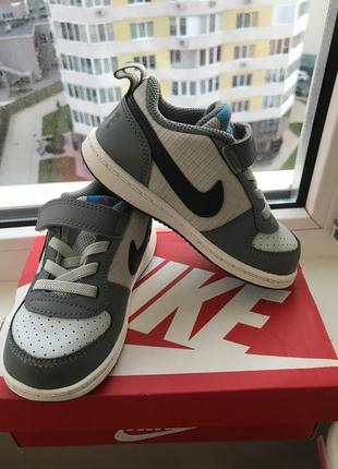 Дитячі кросівки nike2 фото