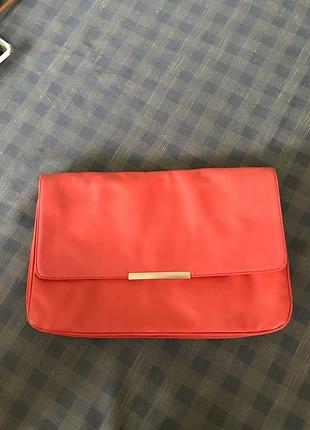 Червоний шкіряний клатч
