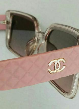 Очки женские солнцезащитные брендовые с бежево розовым градиентом в стиле chanel7 фото