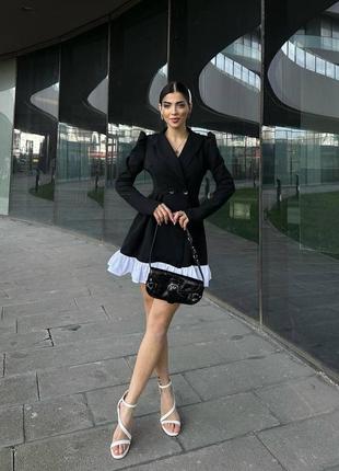 Шикарное стильное платье пиджак с плечиками с оборками с рюшами чёрное короткое вечернее ретро пинап элегантное6 фото