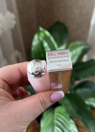 Сахарный скраб для губ dior addict lip sugar scrub6 фото