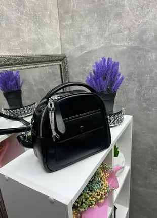 Черная - два отдельных отделения - элегантная и вместительная сумка с большим карманом спереди3 фото
