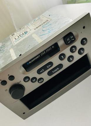 Автомагнітола