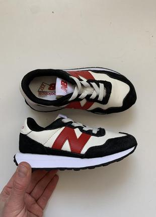 Кросівки new balance 237