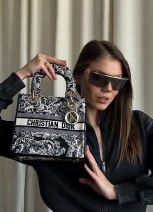 Популярна жіноча сумка dior текстильна, з ручками та ремінцем на плече, відома модель супер подарунок діор в упаковці