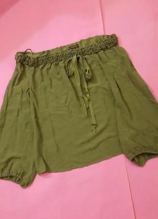 Шелковая блуза escada