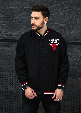 Чоловічий бомбер куртка з вишивкою чикаго булс