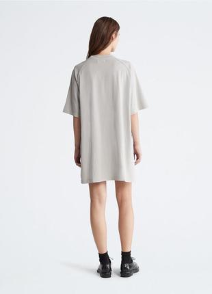 Платье calvin klein, платье футболка calvin klein, naturals tea dye t-shirt dress2 фото