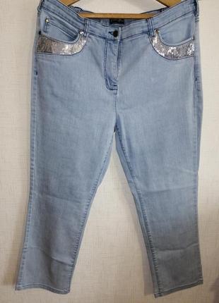 Трендові джинси з пайєтками1 фото