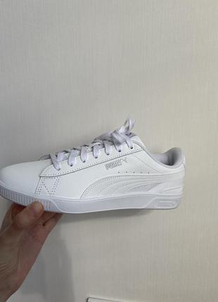 Белые кожаные кеды puma women's vikky v3 leather sneakers10 фото