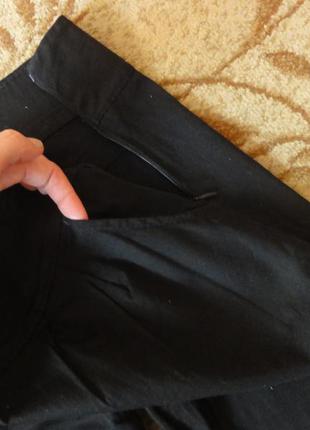 Чорні шорти за коліно5 фото