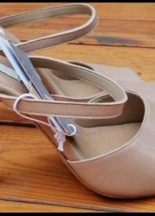 Босоножки leather genuine.распродаж!