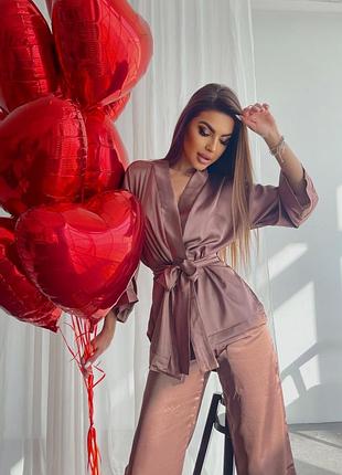 Женская шелковая пижама