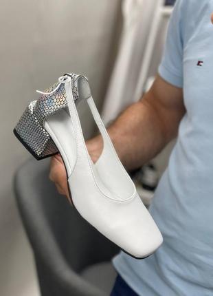 Білі шкіряні туфлі з квадратним носком колір на вибір2 фото