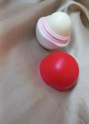 Натуральный бальзам для губ в круглом флаконе eos капля candy cane swirl lip balm
яблочные конфеты увлажняющий блеск бальзам помада для губ еос6 фото