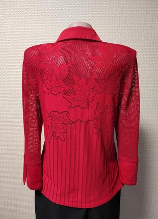 Червона жіноча блузка3 фото