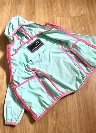 Куртка легка