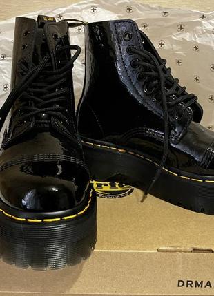 Черевики dr. martens